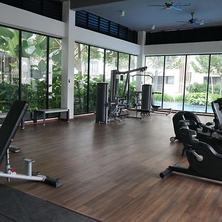 Friends & Family Apartment At Midhill Genting 8Pax Free Wifi Resorts World Genting Esterno foto