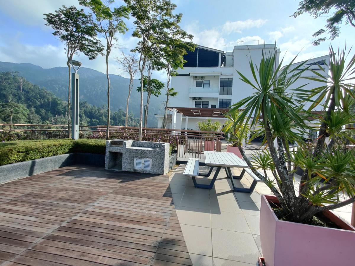 Friends & Family Apartment At Midhill Genting 8Pax Free Wifi Resorts World Genting Esterno foto